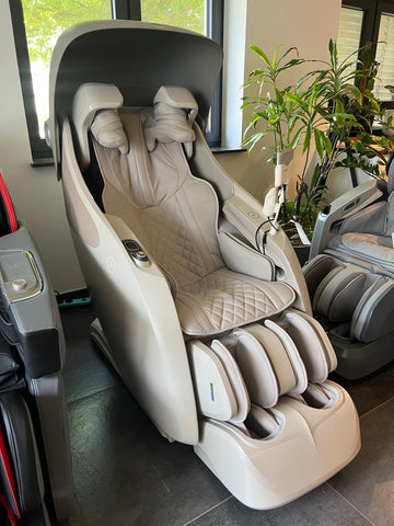 Alpha Techno AT 8701 Ramenní mixér Exhibitor v béžové barvě